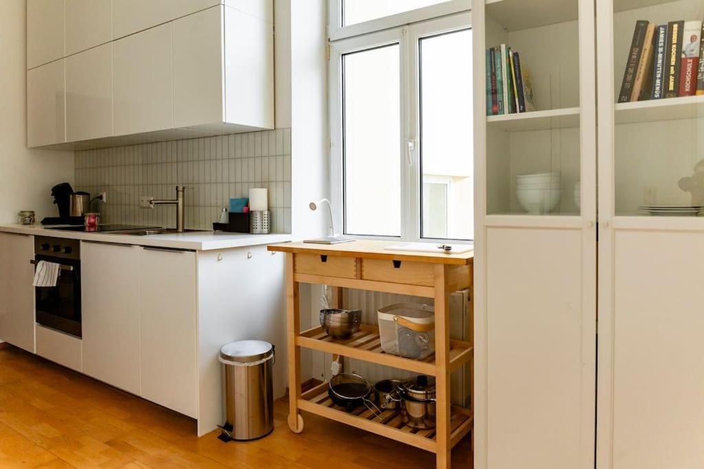 Savoir-Vivre In Unserer Zentralen Balkonwohnung فيينا المظهر الخارجي الصورة