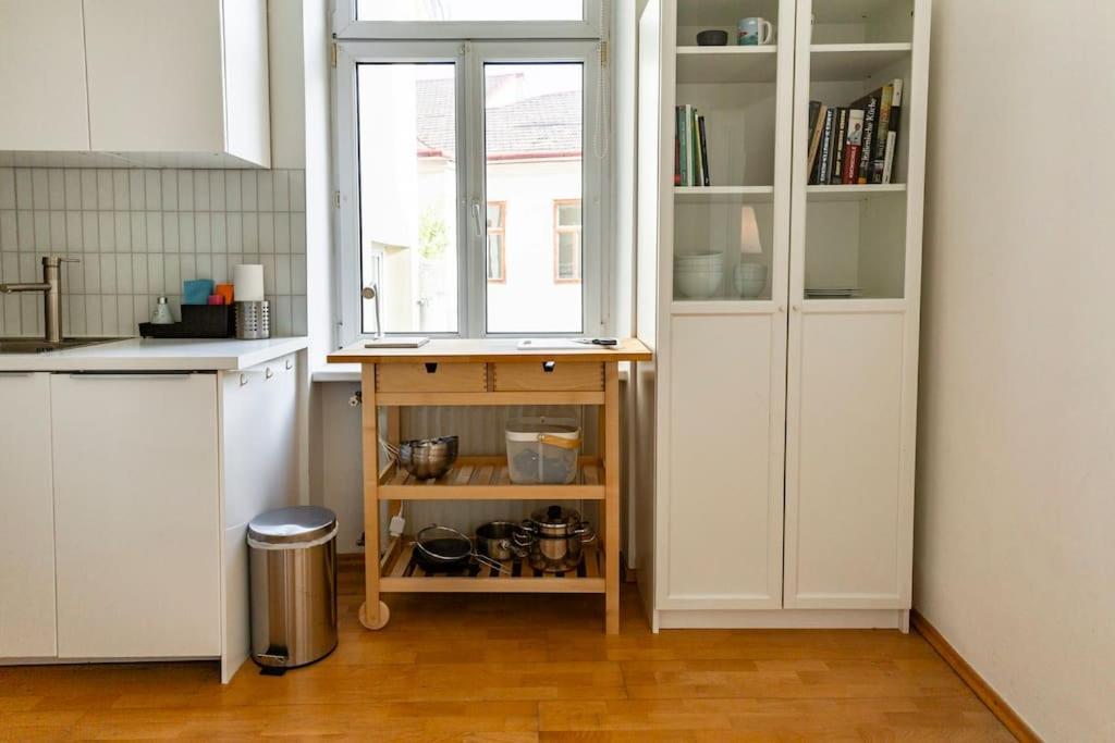 Savoir-Vivre In Unserer Zentralen Balkonwohnung فيينا المظهر الخارجي الصورة
